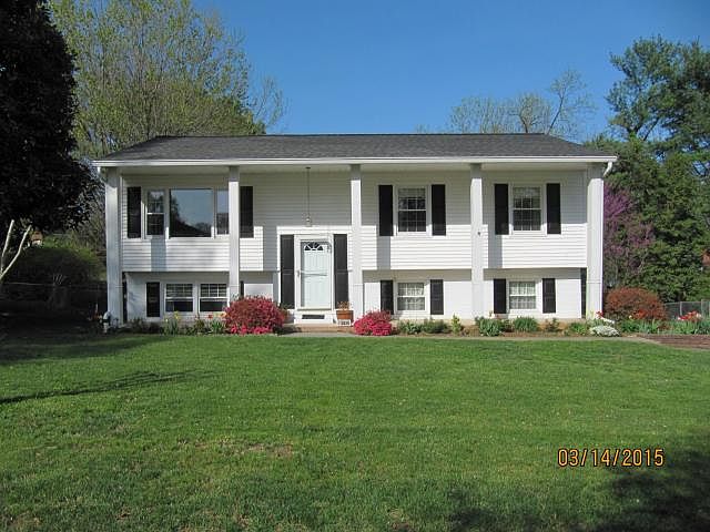 1st image of 3825 Hyde Park Dr