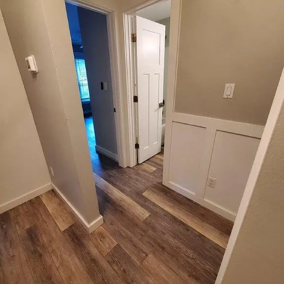 Hallway to Middle Bathroom and Front Bedroom