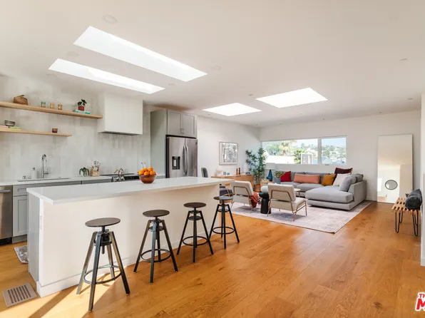 4321 1/2 Burns Ave, Los Angeles, CA 90029