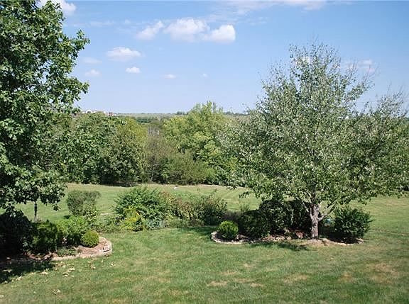 2nd image of 510 Taylor Dr