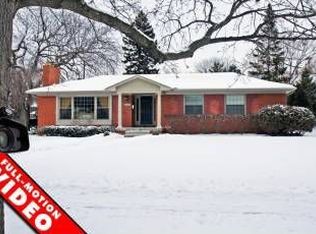 1178 Devonshire Rd, Grosse Pointe Park, MI 48230