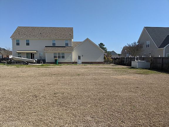 2nd image of 224 Pigeon Ln