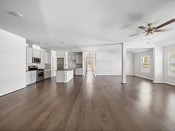 3rd image of 12148 Brazos Dr