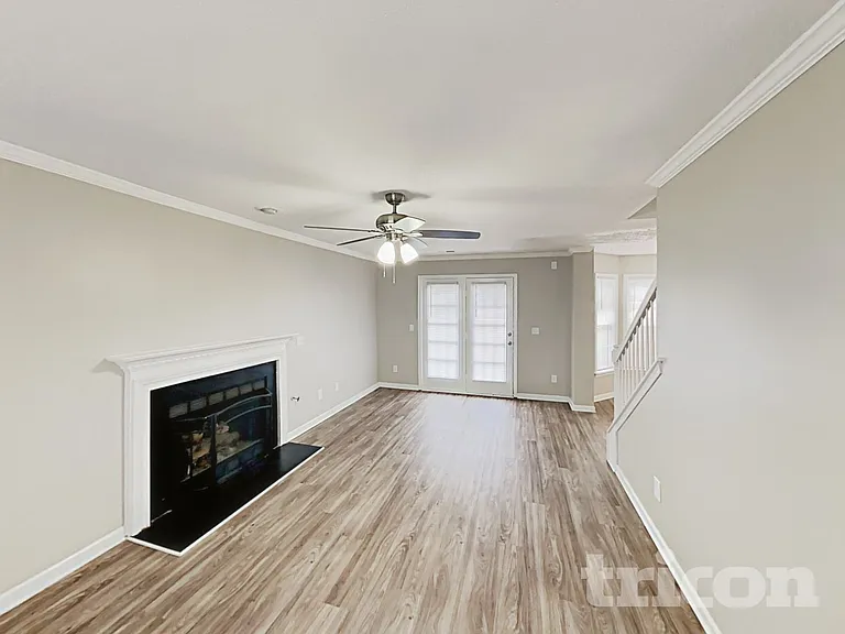 4009 Auburn Hills Dr — Photo 2
