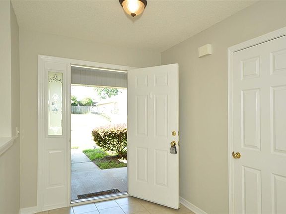 4th image of 1826 Silas Cir