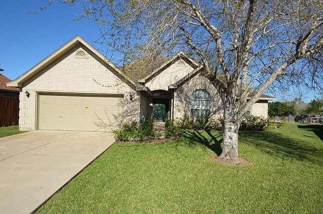 1st image of 45 Hunters Quest Cir