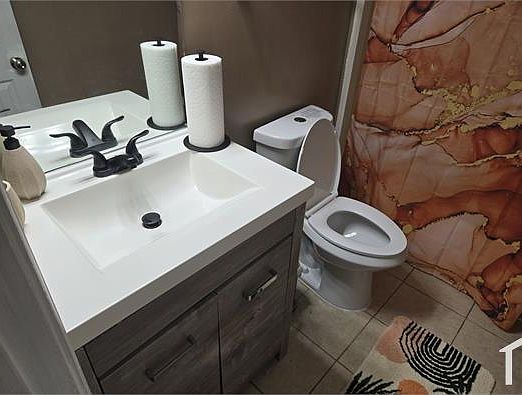 5th image of 4853 Hidden Creek Pl