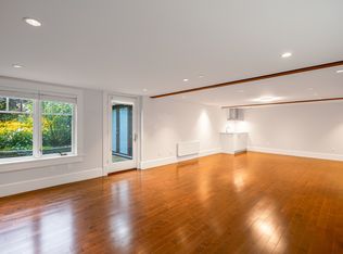 4208 W 13th Ave, Vancouver, BC V6R2T8
