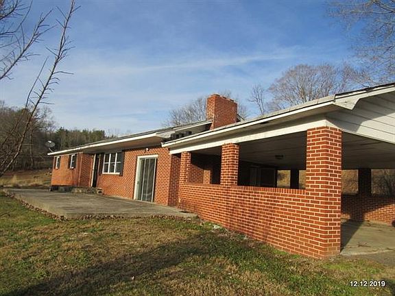 5th image of 412 Bear Creek Church Rd