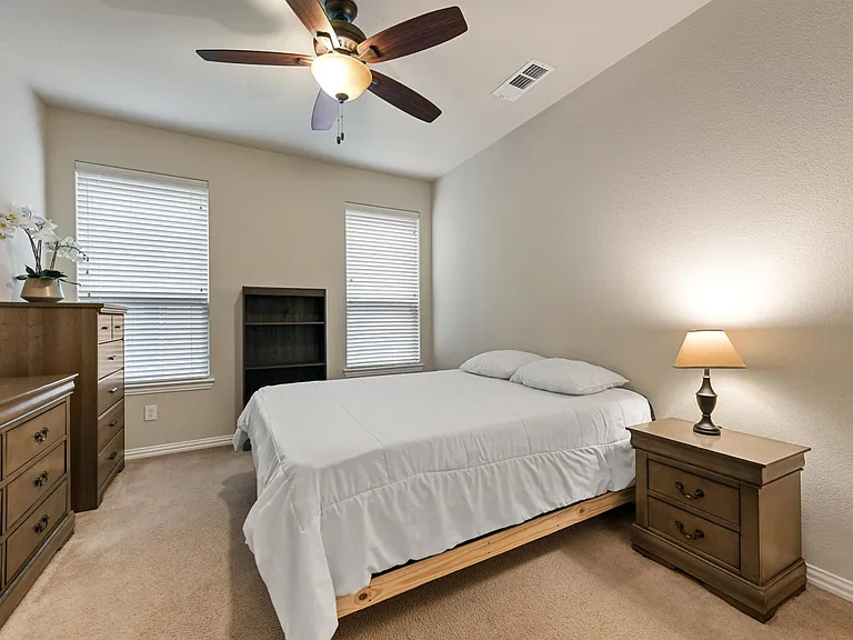 10513 Sedalia Dr — Photo 21