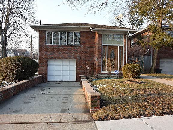 5th image of 221 Kemball Ave