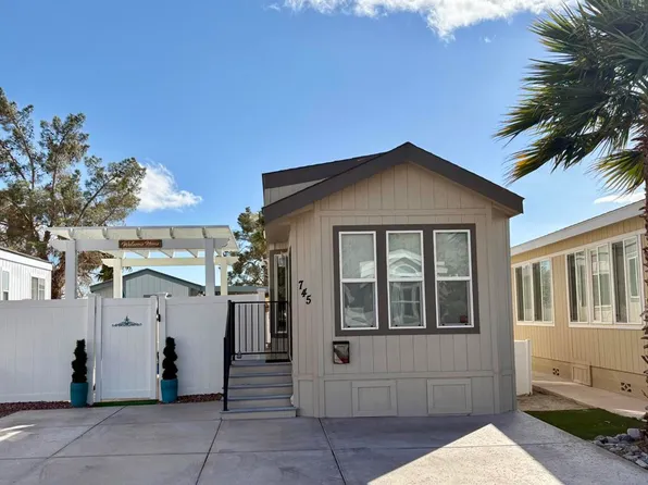 74711 Dillon Rd #745, Desert Hot Springs, CA 92241