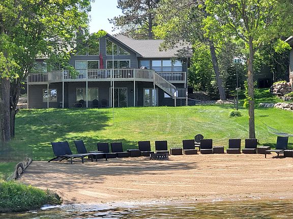 2nd image of 34950 Birchlawn Dr