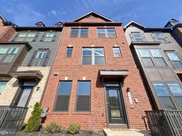 4456 Sulford Ter, Chantilly, VA 20151