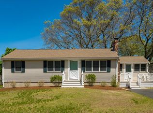 97 Genevieve Ln, Marshfield, MA 02050