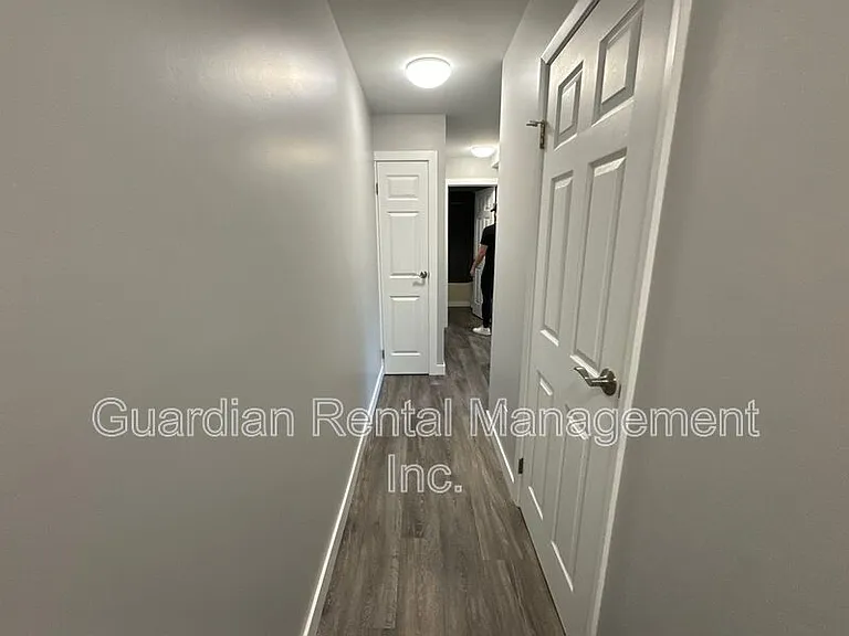 117 Centennial Dr #4 — Photo 7