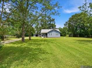 9945 Greenwell Springs Port Hudson Rd, Zachary, LA 70791
