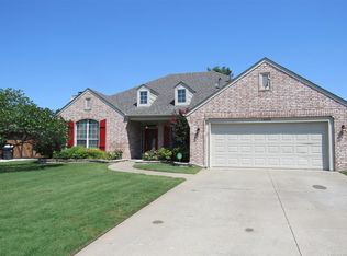 12205 E 79th Ct N, Owasso, OK 74055