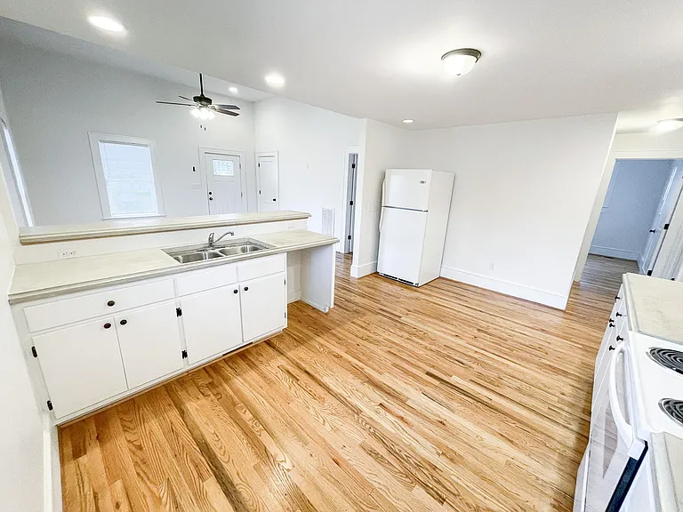 2 Norwood St — Photo 18