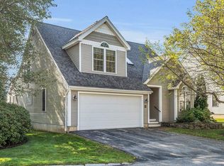 92 Hampton Mdws, Hampton, NH 03842