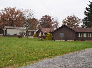 3032 Canton Rd NW, Carrollton, OH 44615