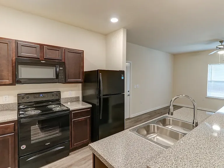 West Way I Apartments — Photo 8