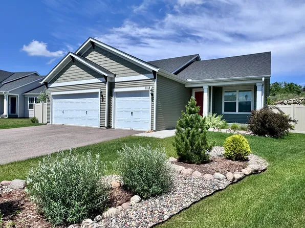 1114 Meadow Ln, Waconia, MN 55387