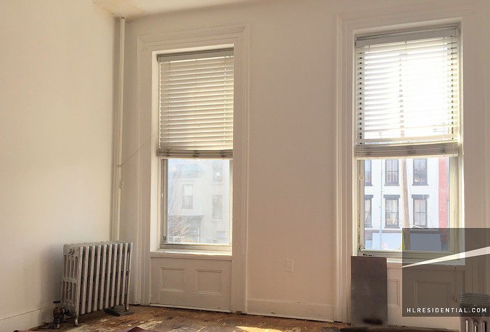 2nd image of 635 Vanderbilt Ave #2