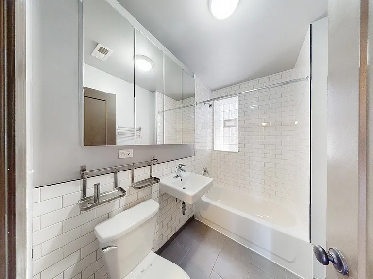 5300 S. Drexel Avenue — Photo 75