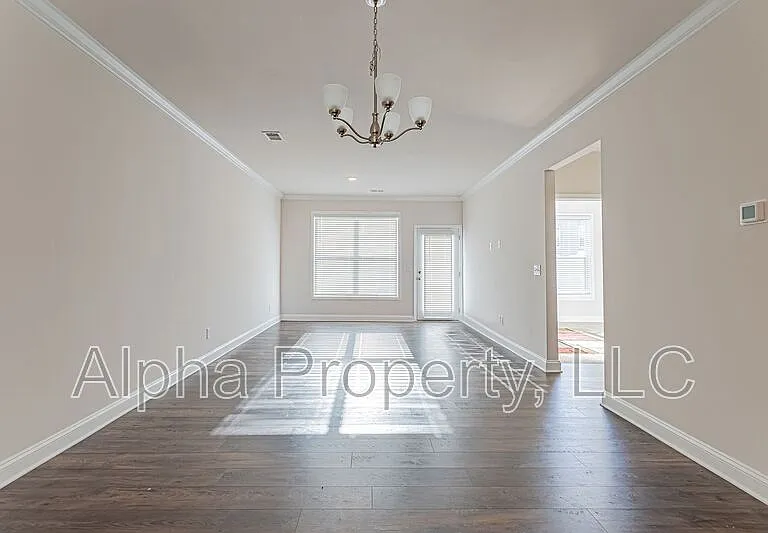 540 Yellow Fox Rd — Photo 9