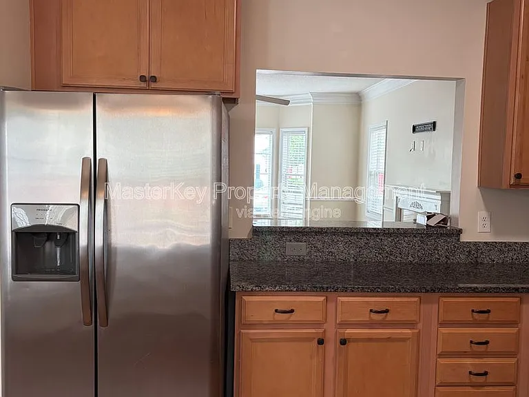 208 Pointe Crest Ct — Photo 4