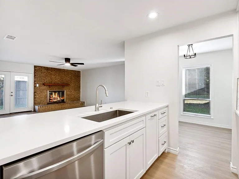 15641 Terrace Lawn Cir — Photo 10