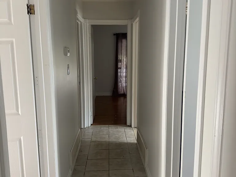 215 Archdekin Dr #MAIN — Photo 3