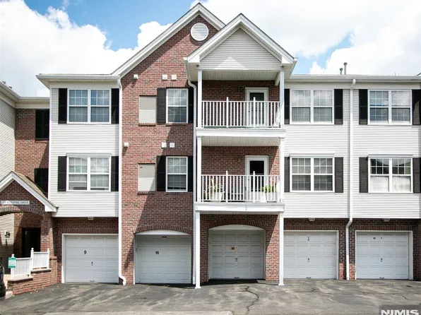 10 Redspire Dr #10, Union, NJ 07083