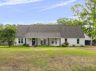 222 Bay Park Dr, Brandon, MS 39047