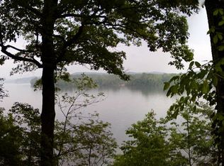 9227 Rocky Point Rd, Soddy Daisy, TN 37379