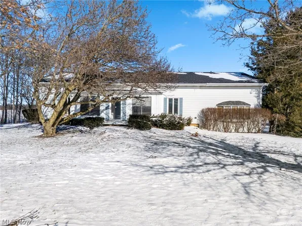 1864 Myers Rd, Shelby, OH 44875