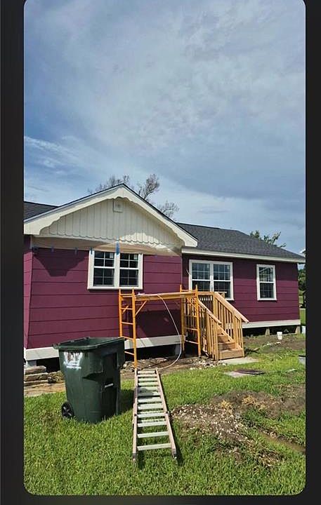 1st image of 137 Jane St