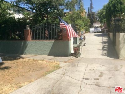 4209 Sunset Dr, Los Angeles, CA, 90027
