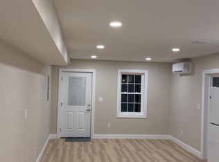 104 Hilltop Dr, Southbridge, MA 01550