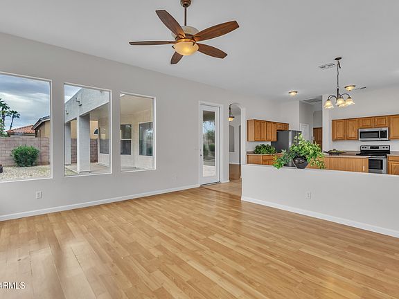 2nd image of 790 W CHERRYWOOD Drive