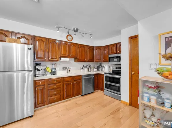 9249 Kennedy Boulevard #105, North Bergen, NJ 07047