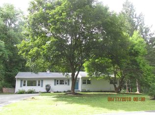53 Roosevelt Rd, Hyde Park, NY 12538