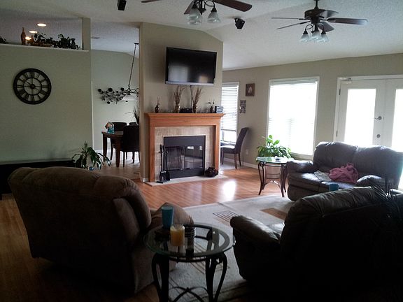 laminate floors / tile thru 