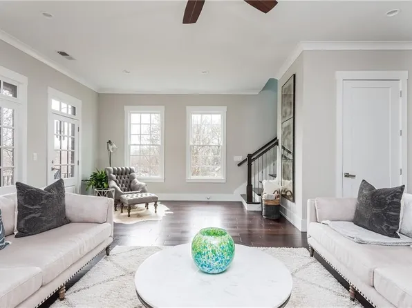 16 Ramsey St, Roswell, GA 30075