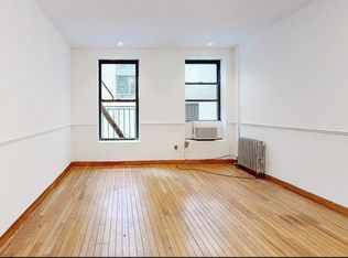 410 W 36th St #2RW, New York, NY 10018