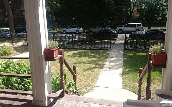 2nd image of 4624 N Winchester Ave
