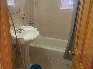 64-41 Saunders St APT 209, Rego Park, NY 11374