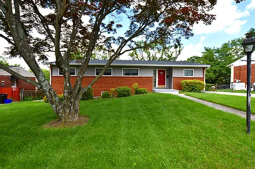 4015 Heathfield Rd Photo 1