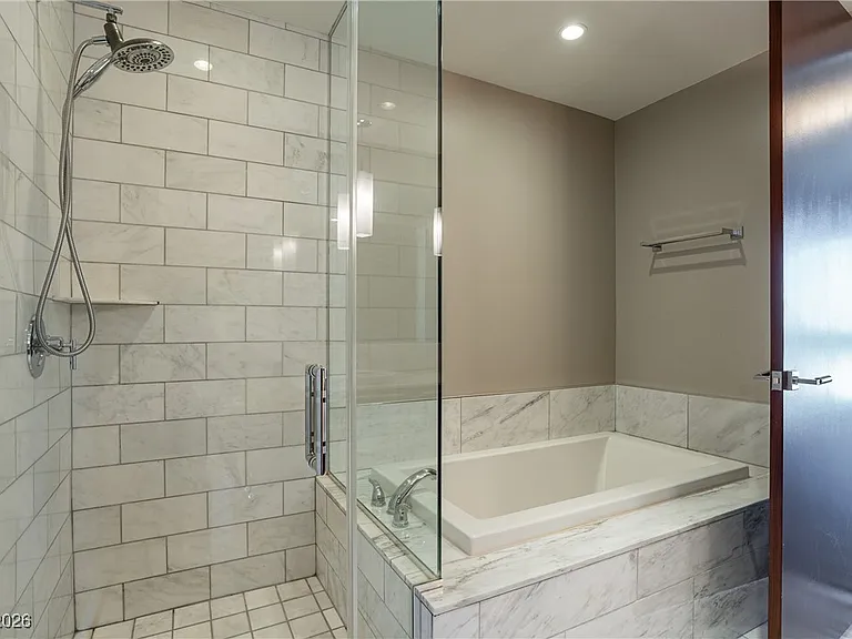 4471 Dean Martin Dr #1008 — Photo 21